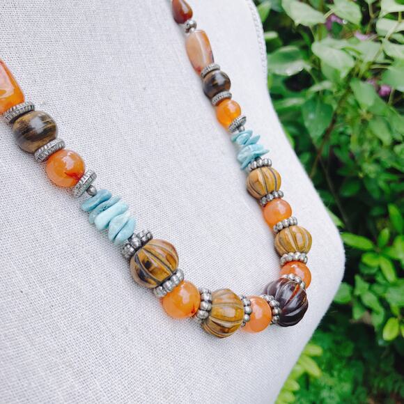 Y2K Carnelian Howlite Glass Wood Boho Artisan Chunky Beaded Necklace 27" - Picture 5 of 11